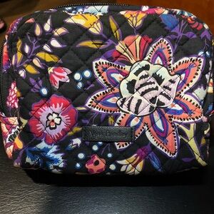 Vera Bradley RETIRED Medium Cosmetic Bag with plastic lining. Sm purple bag FREE
